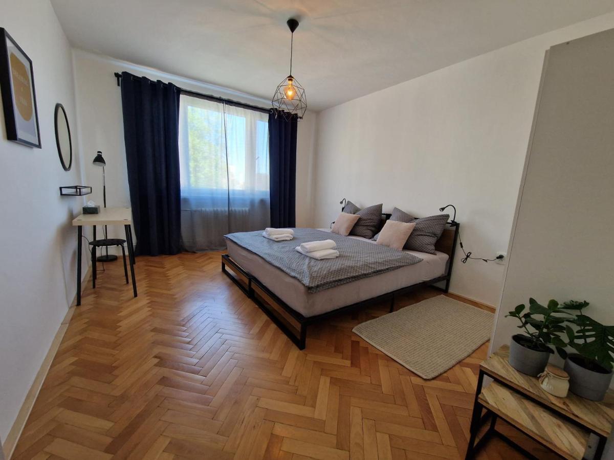 Pelclova Apartment Ostrava Kültér fotó